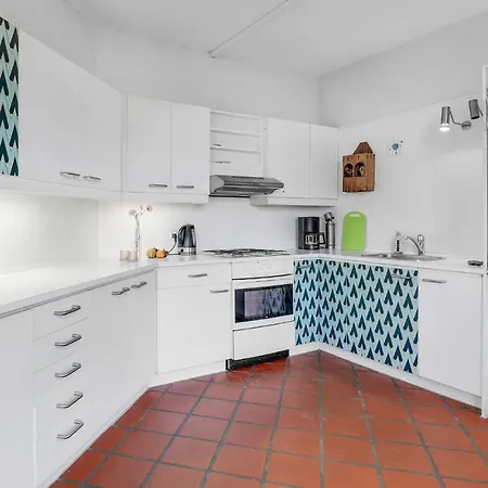 In With Kitchen * Svaneke